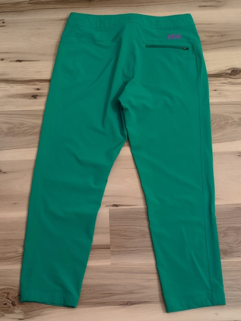 Like New Stio Women's CFS Board Pant Bright Green Size 12xR - Picture 4 of 10